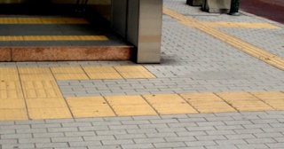 Тактильная плитка ПВХ в Кохме - купить от 727 руб. в ТротуарнаяПлитка