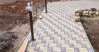 Укладка тротуарной плитки под ключ в Кохме в октябре