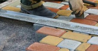 Укладка клинкерной брусчатки в Кохме: цена от 831 руб. за м2